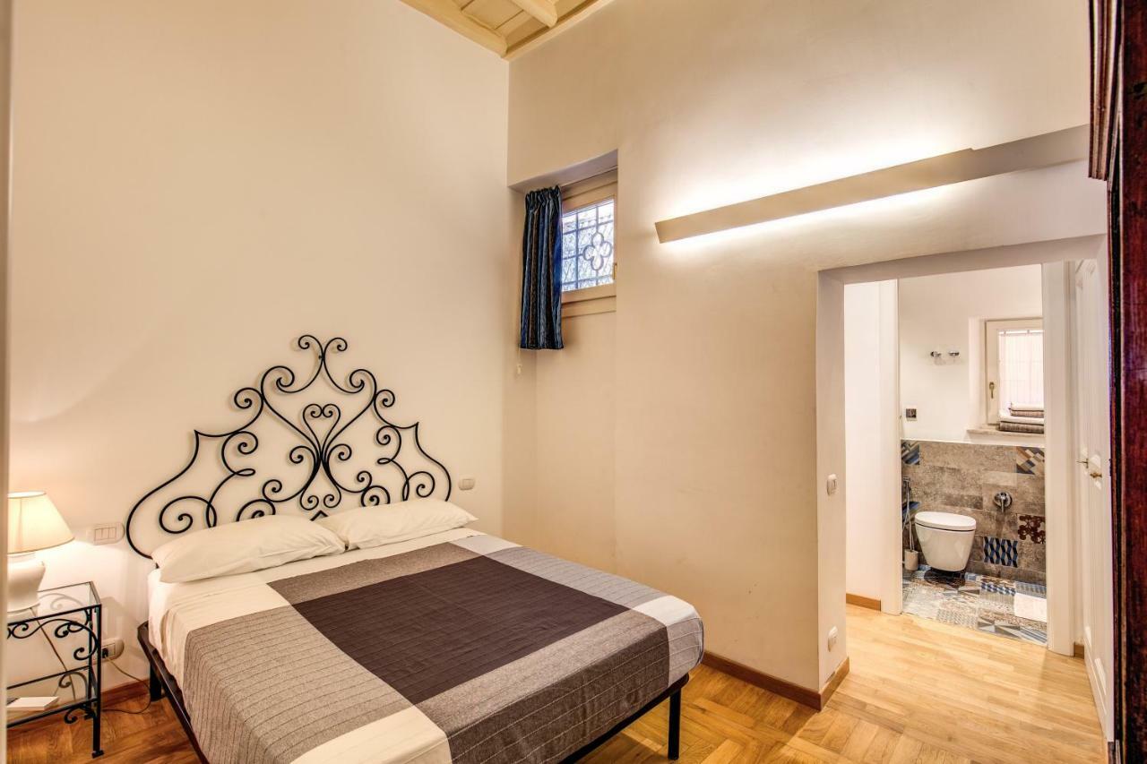 Dimension Trevi Rome Exterior photo